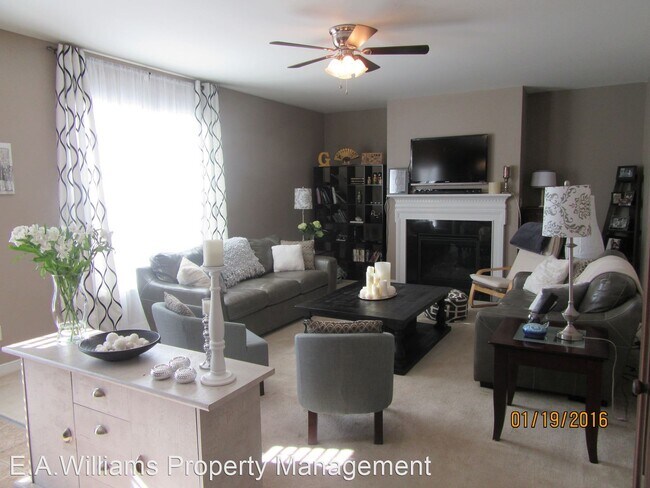 Foto del edificio - 4 br, 3.5 bath House - 3931 Overridge Dr