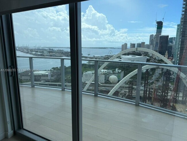 Building Photo - 1400 Biscayne Blvd
