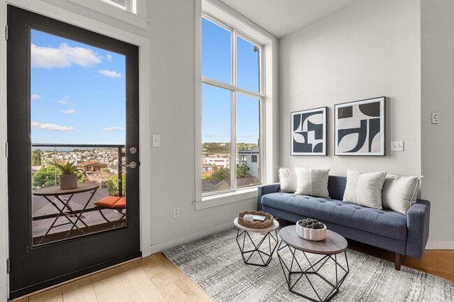 Building Photo - Portal Condominiums ~ Queen Anne