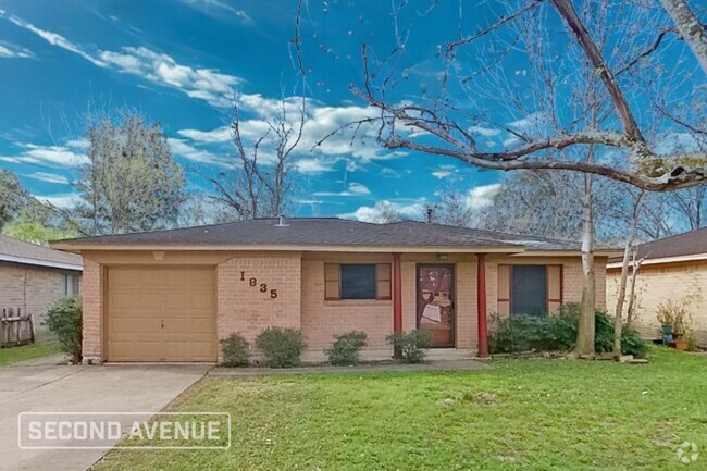 Building Photo - 1835 Wren Dr