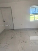 Building Photo - 6045 Buchanan St