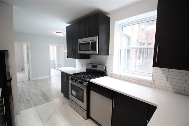 Foto del edificio - 5707 Hudson Ave