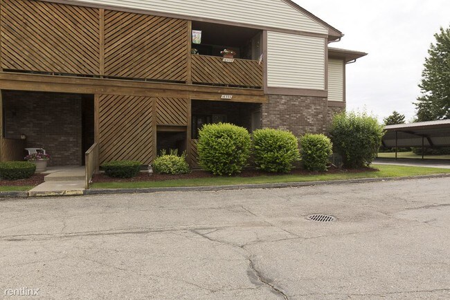 Building Photo - 2 br, 1 bath  - 16394 Clarkson Dr