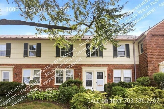 Photo - 1600 S Barton St-750 House
