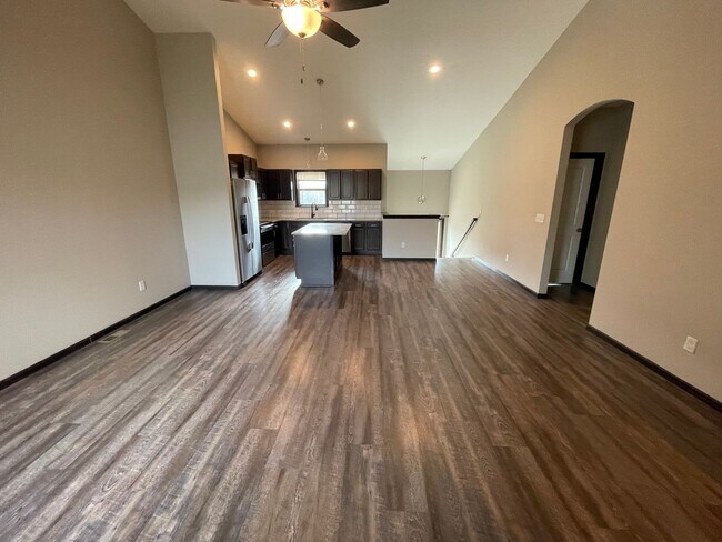 Building Photo - 12813/15 E Timber Lake Ct