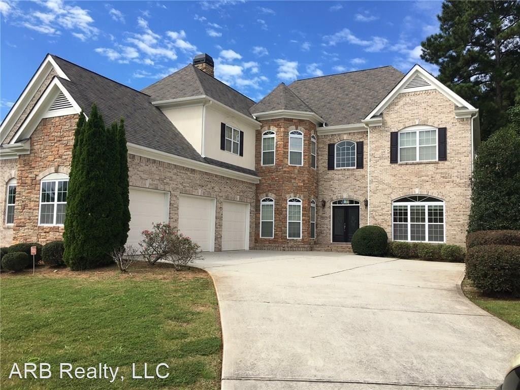 Primary Photo - 5 br, 4 bath House - 5575 Toccoa Dr