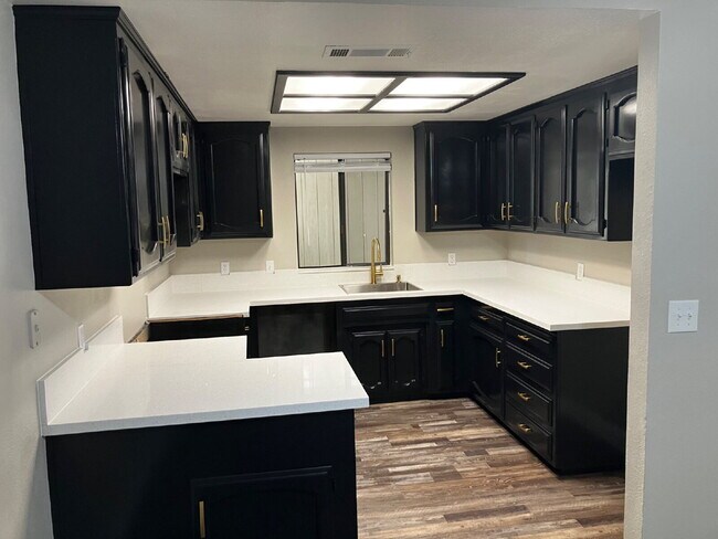 Photo - 3559 Guadalupe Ave Apartment