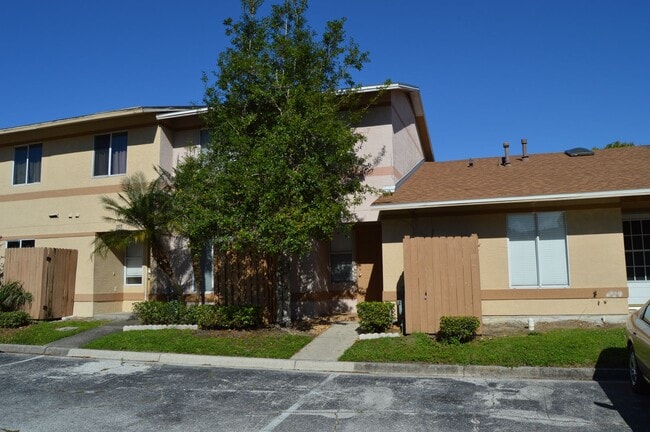 Charming 3-Bedroom Home for Rent in Winter Garden, FL - Charming 3-Bedroom Home for Rent in Winter Garden, FL