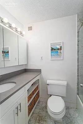 Foto del edificio - 300 Rector Pl