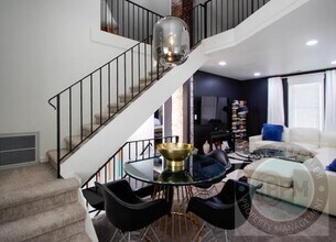 Building Photo - 822 N 50th Ave