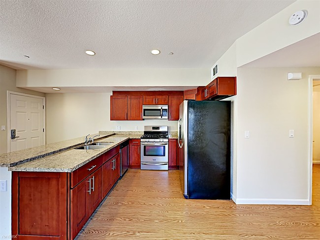 Building Photo - 5497 Carlson Dr