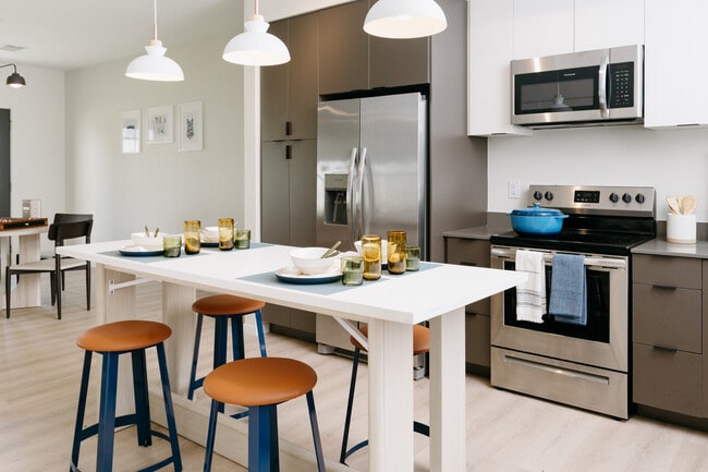 Building Photo - The Pier