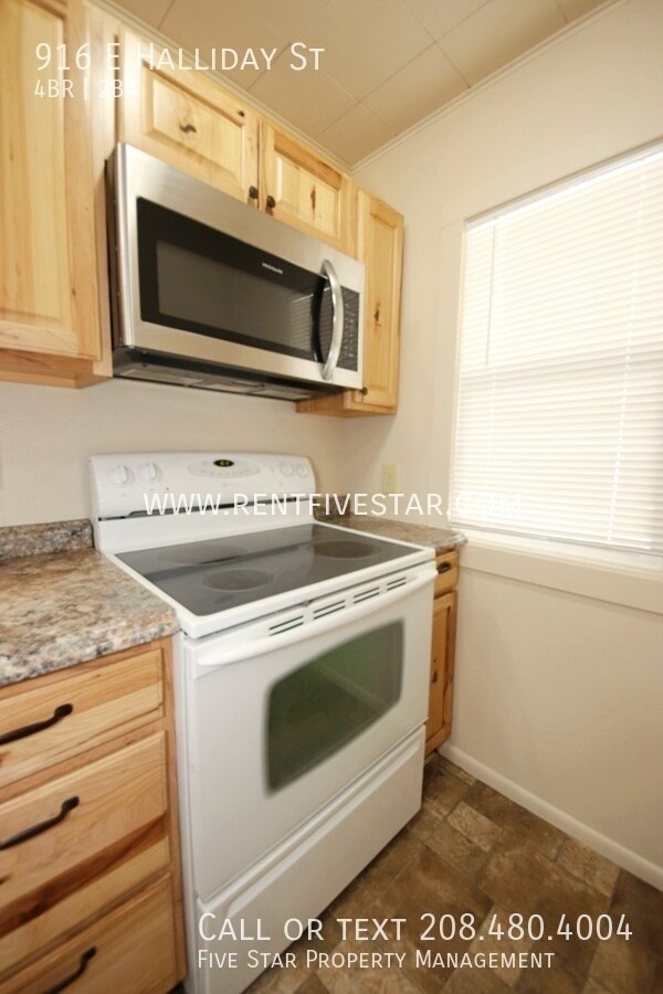 Foto del edificio - 916 E Halliday St