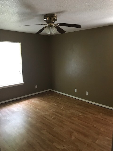 Foto del edificio - Large 3 Bedroom Duplex in Springdale!