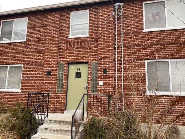 Primary Photo - 74 E Galbraith Rd