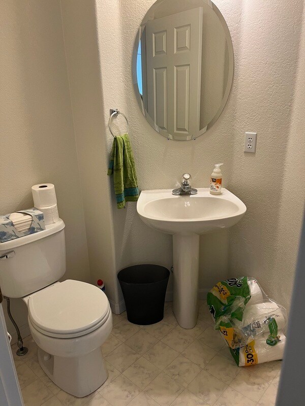 Building Photo - 12328 Deerfield Way