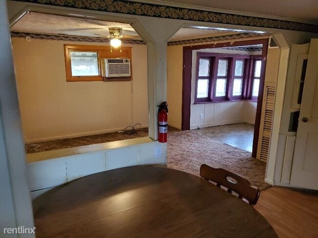 Building Photo - 1 br, 1 bath House - 1712 S Gharkey St