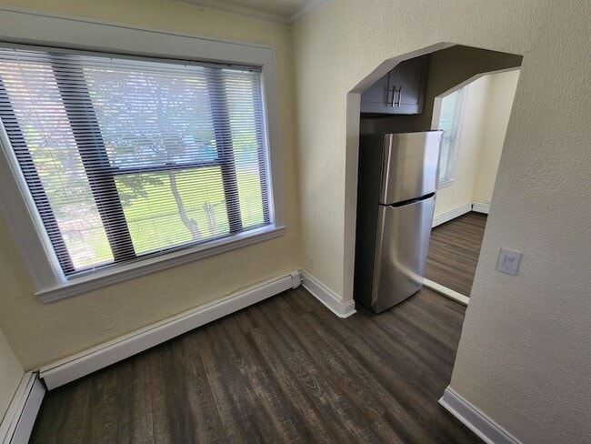 Photo - 432 Broad Ave House