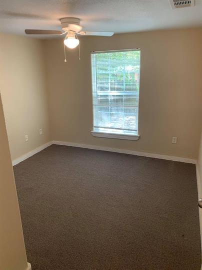 Building Photo - 930 Red River St