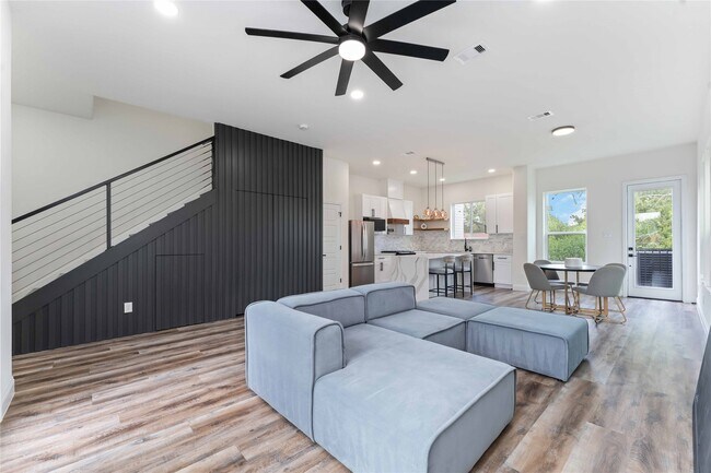 Foto del edificio - 3605 Noble St