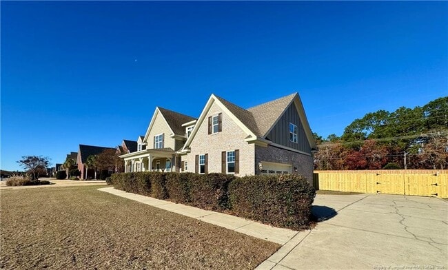 Foto del edificio - 3524 Chagford Ln