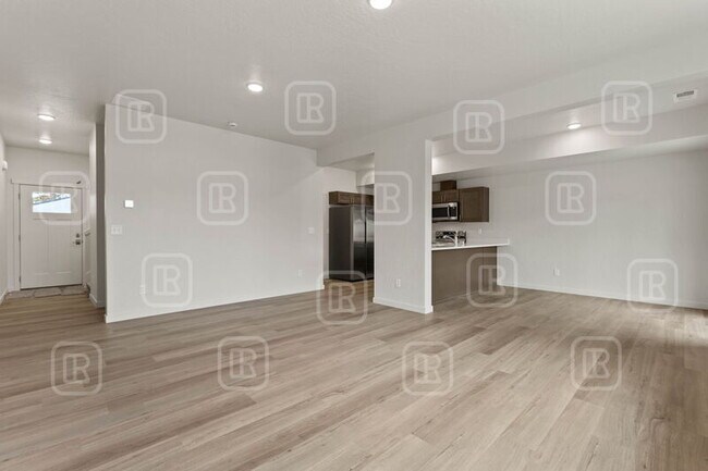 Foto del edificio - 213 S Grady Ln