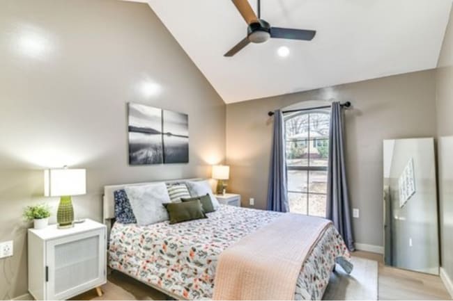 Building Photo - 107 Caldwell St