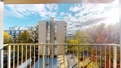 Interior Photo - Waterside Towers