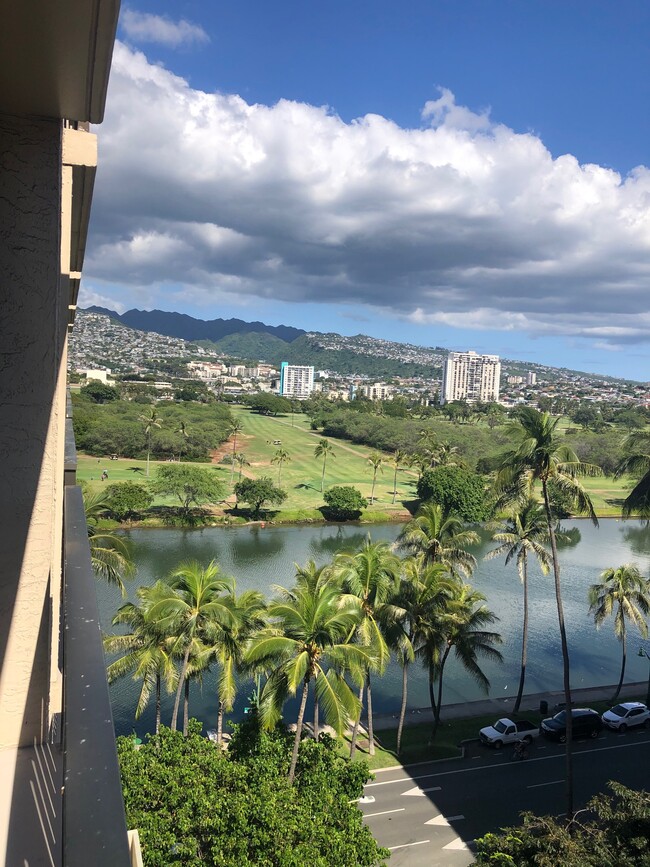 Building Photo - 2345 Ala Wai Blvd