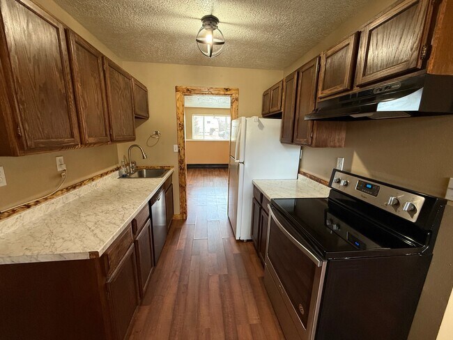 Foto del edificio - 310 N 9th Ave