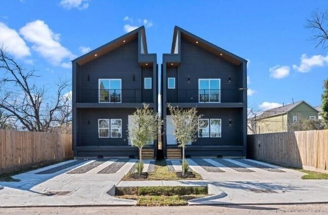 Foto del edificio - 236 E 39th St