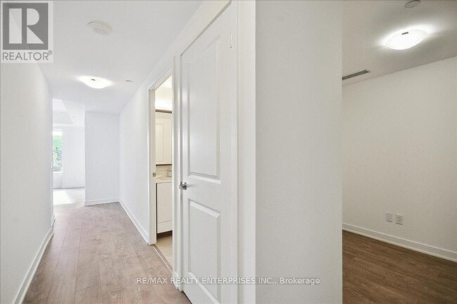 Photo du bâtiment - 543 Richmond St W