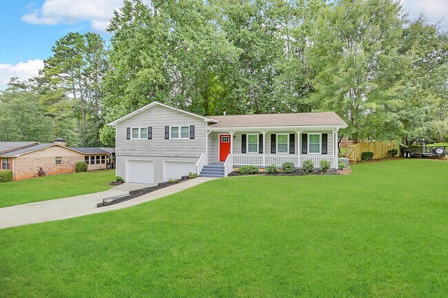 Foto del edificio - 1093 Lullwood Ct Ne