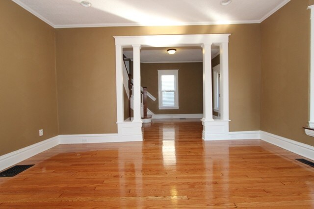 Foto del edificio - 1054 Sibley St NW