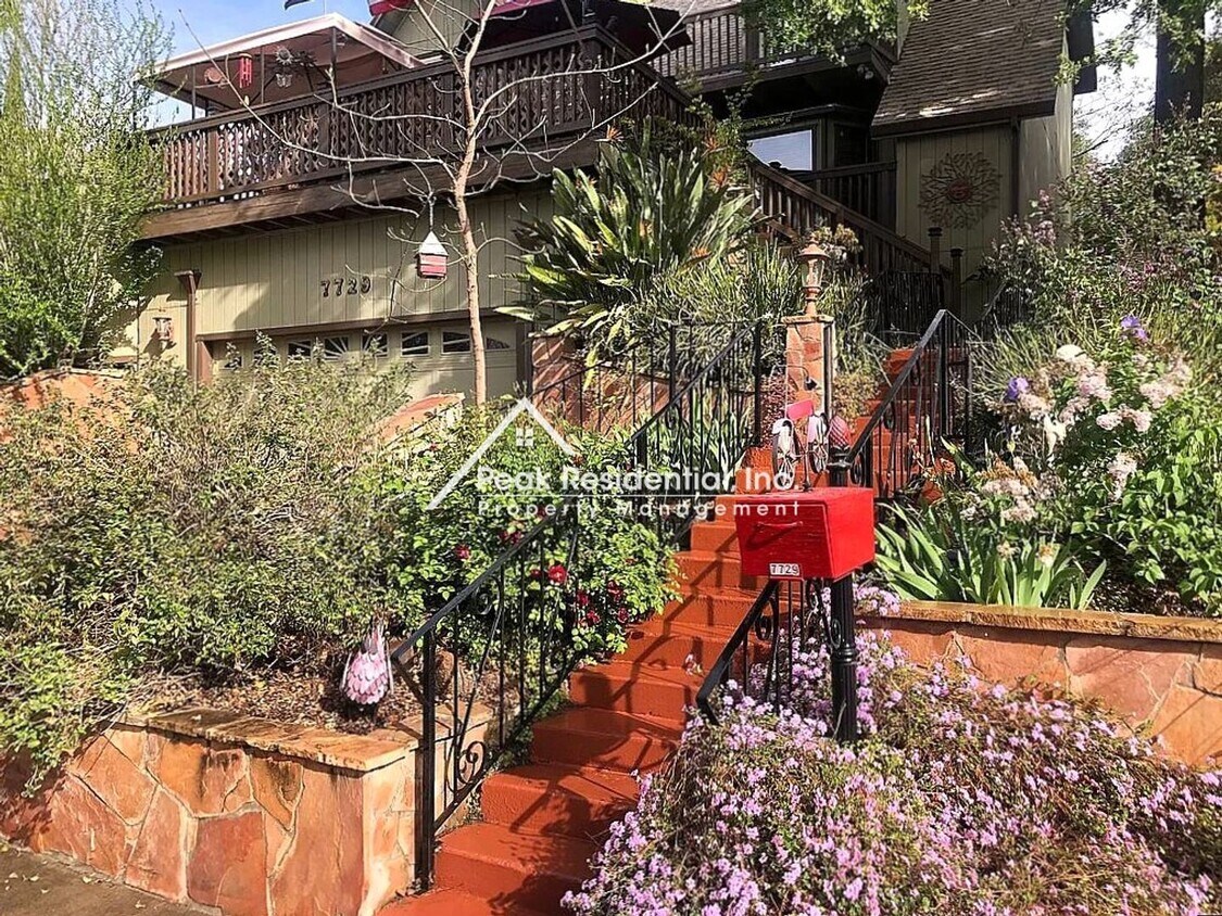 Foto del edificio - 3 br, 2.5 bath House - 7729 Doneva Ave