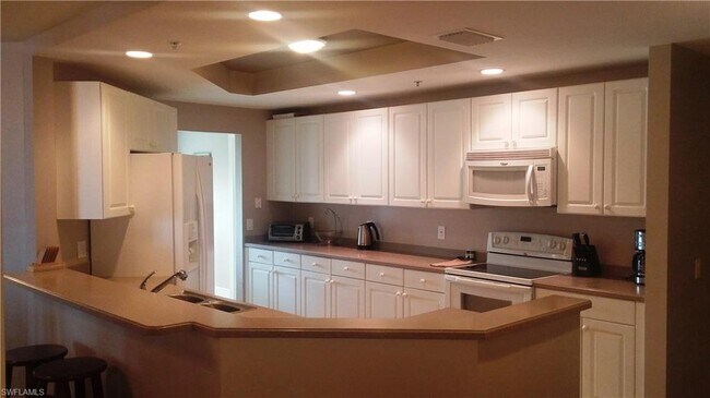 Building Photo - 2745 First St