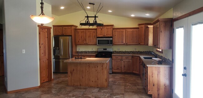 Foto del edificio - 1473 Valley Steppe Dr