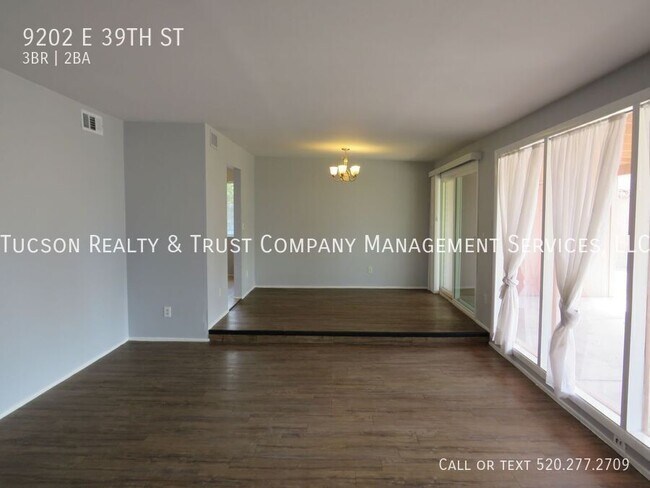 Foto del edificio - 9202 E 39th St
