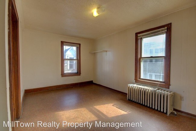 Foto del edificio - 1542 W 3rd St