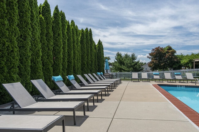 Building Photo - Exeter Village Apartments