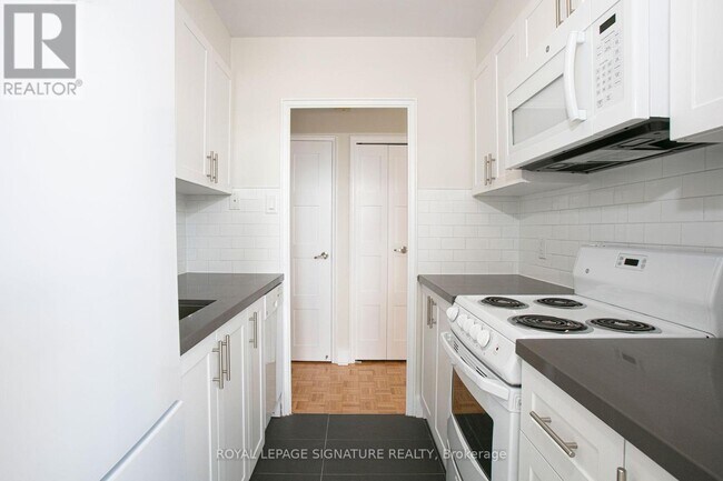 Photo du bâtiment - 485-485 Huron St