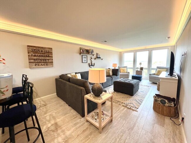 Building Photo - 2112 Landfall Way