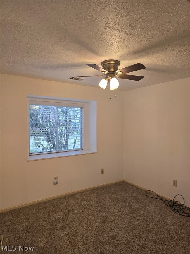 Foto del edificio - 355 Village Pointe Dr