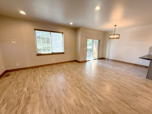 Foto del edificio - Luxury Condo, Center of Bozeman