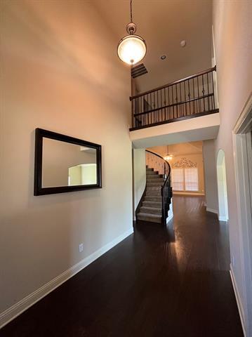 Foto del edificio - 14200 Blueberry Hill Dr