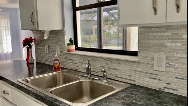 Foto del edificio - 54 Mark Twain Ln