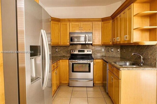 Building Photo - 12193 SW 124th Ct