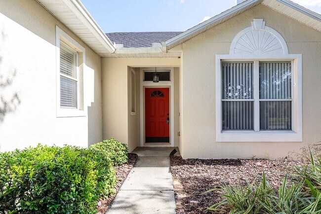 Foto del edificio - PRISTINE 3/2 one story home in Errol Estates!