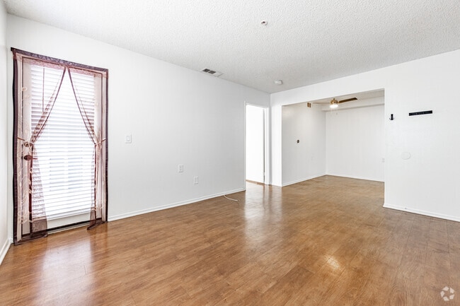 1BR, 1BA - 570SF - Living Room - Huntington Oaks Village 55+ Senior Community