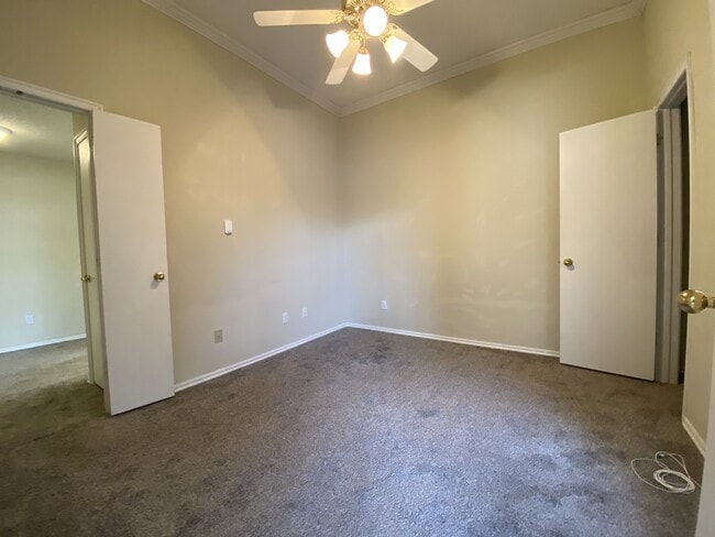 Building Photo - 3770 Apex Ct